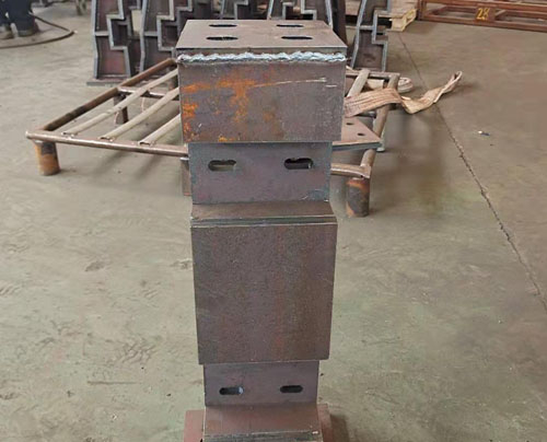 護(hù)欄立柱 橋梁護(hù)欄立柱 可加工定制護(hù)欄立柱